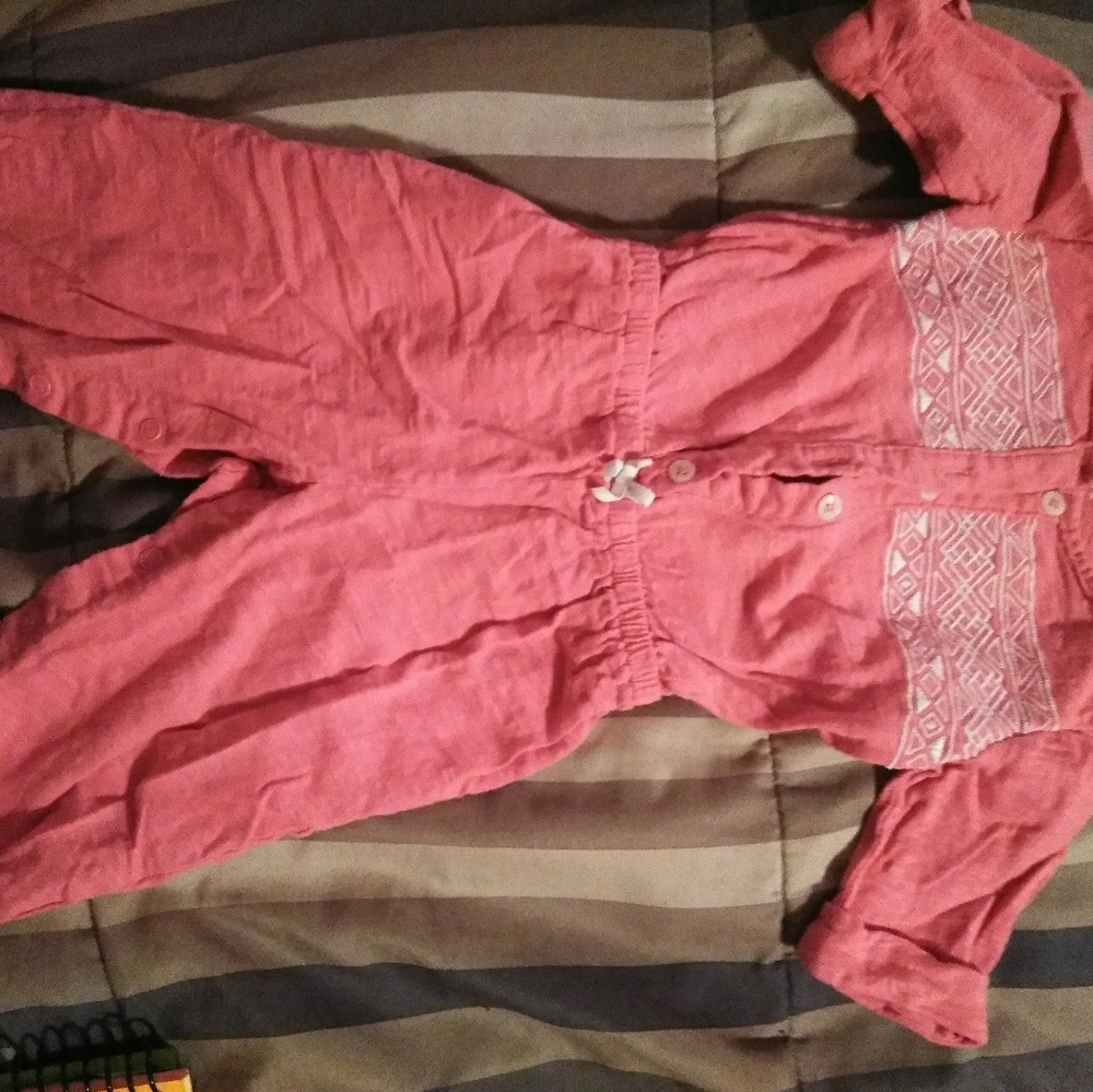 Carter's one piece three quarters sleeved shirt